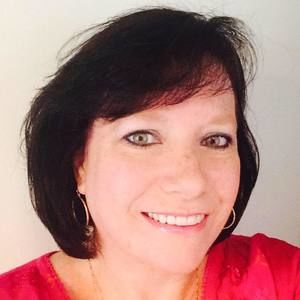 Meet your Posher, Stacie